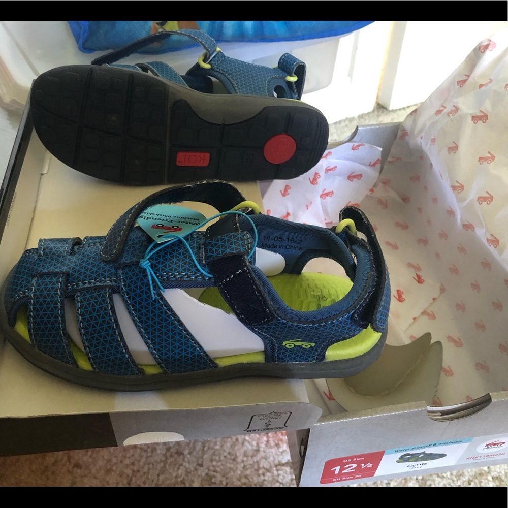Kids see kai run Cyrus sandal in navy size 12 1/2
